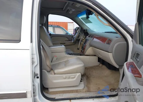 2008 Chevrolet Tahoe Lt z USA, uszkodzony, nr VIN 1GNFC13068R116143